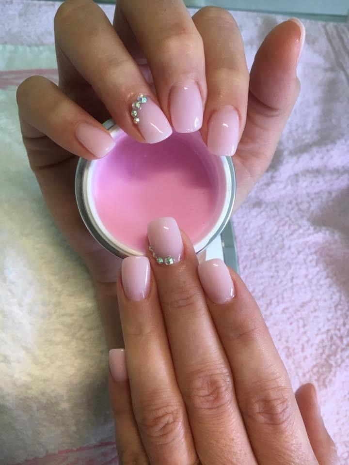 Naturnagelverstärkung 12 Milchiggel