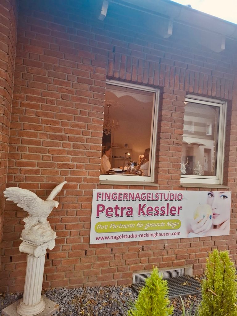Nagelstudio-Recklinghausen-Aussenansicht